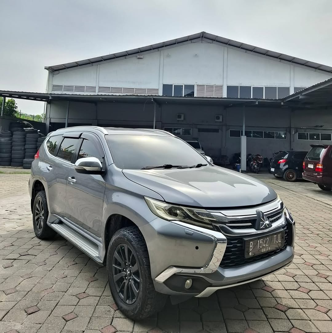 MITSUBISHI PAJERO DAKAR 4X2 AT  