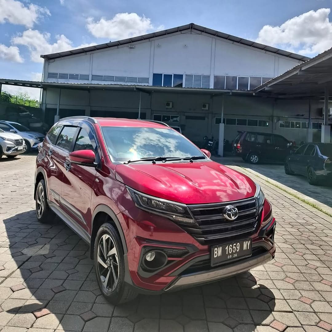 TOYOTA RUSH 1.5 GR AT 