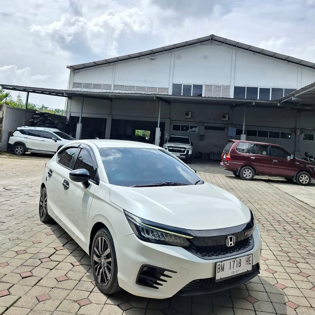 HONDA CITY 1.5 RS HB AT  