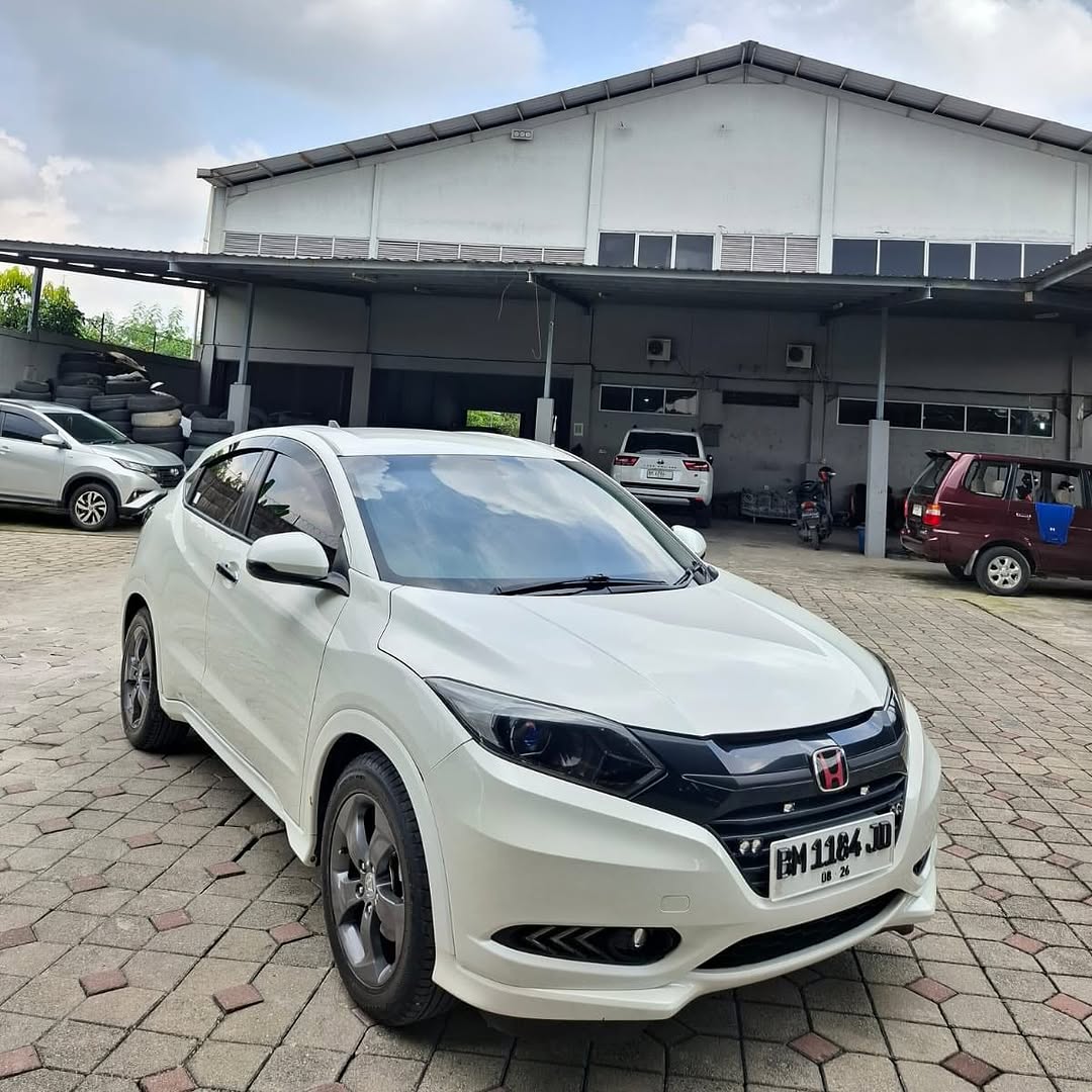HONDA HRV E CVT AT  