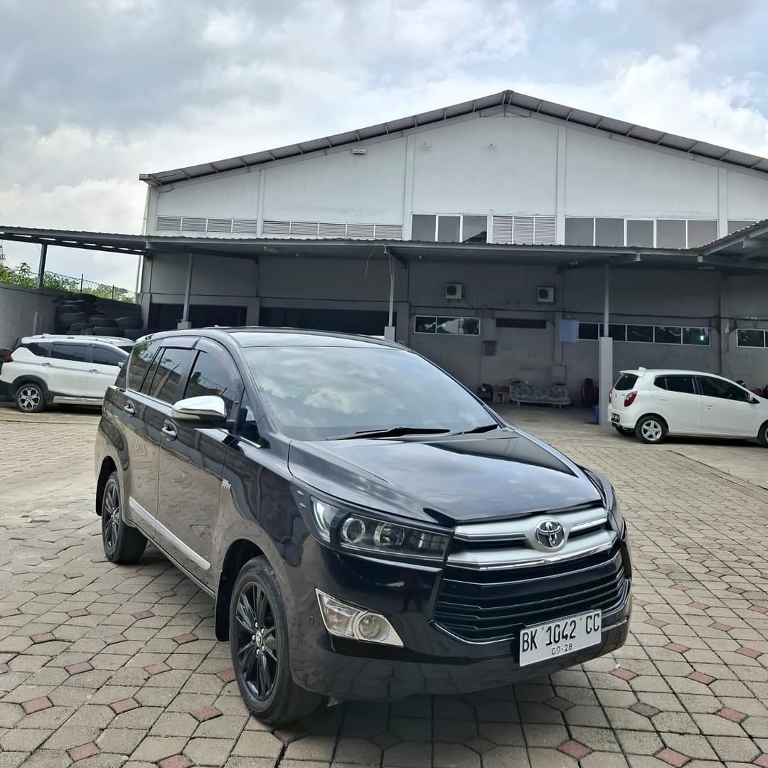 TOYOTA INNOVA 2.0 Q BENSIN MT 